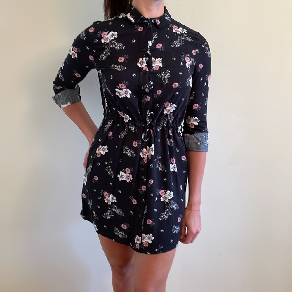 Divided By H&M Black Floral Shirtdress